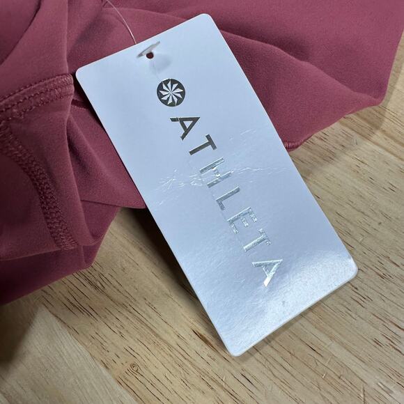 Athleta Transcend Stash Crop Straight Leg Berry Rose Women's Size XXS NWT - Picture 9 of 12